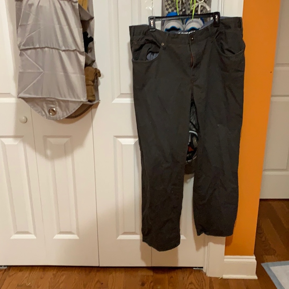 Mossimo 42/32